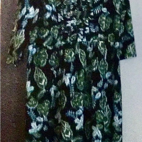 Dress - Picture 3 of 4